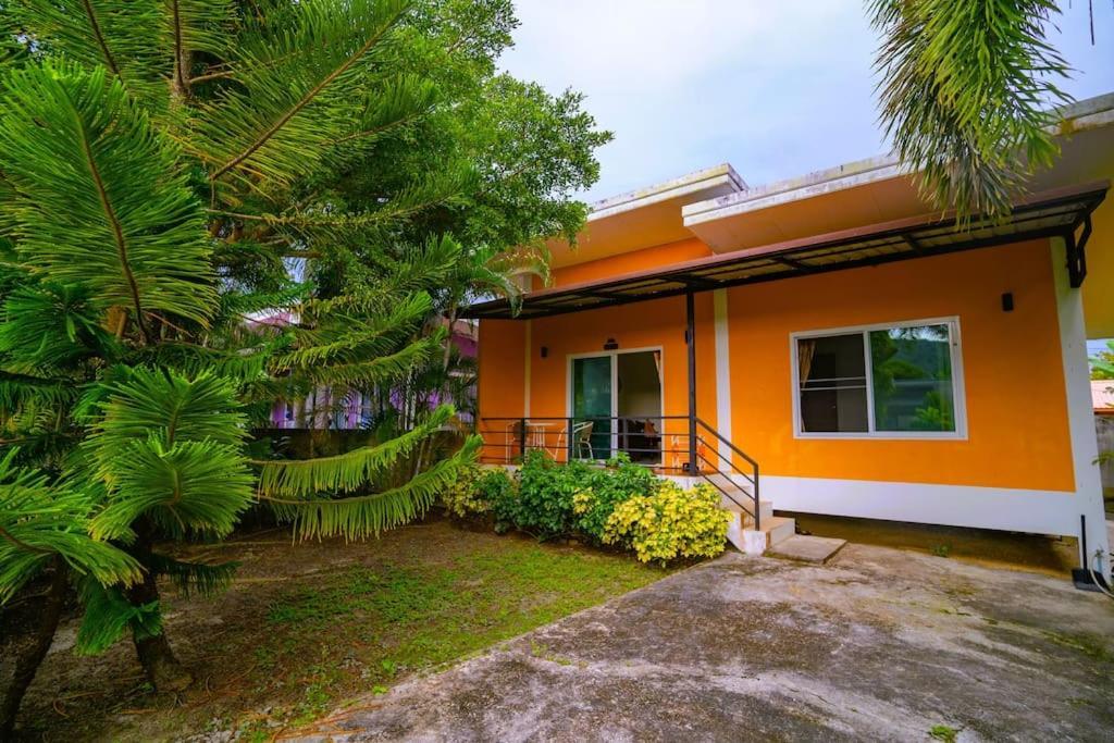 Little Yellow House- Aonang Ao Nang Exterior photo